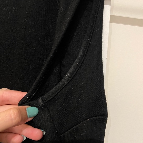 Black peplum sleeveless top  (XS) - Picture 4 of 4